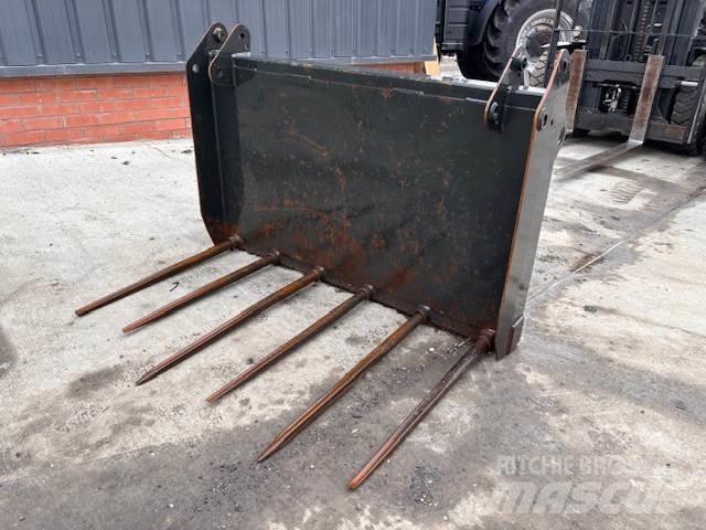 Quicke Muck Grab Entnahme-/Verteilgeräte