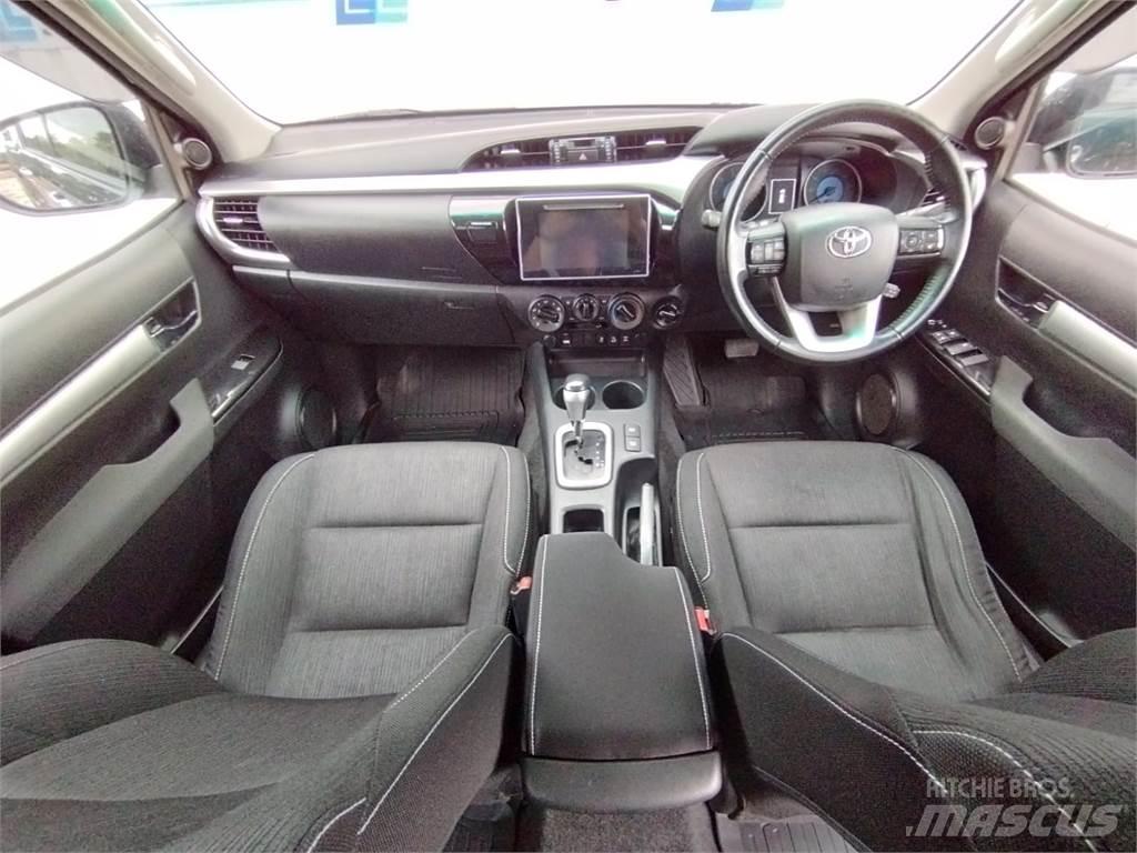 Toyota Hilux Sonstige Baumaschinen