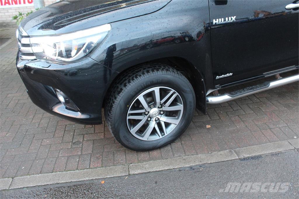 Toyota Hilux Pickup/Pritschenwagen