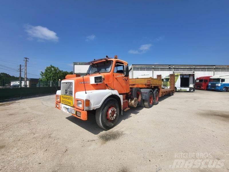 Volvo N12 Pritschenwagen/Pritschenwagen mit Seitenklappe