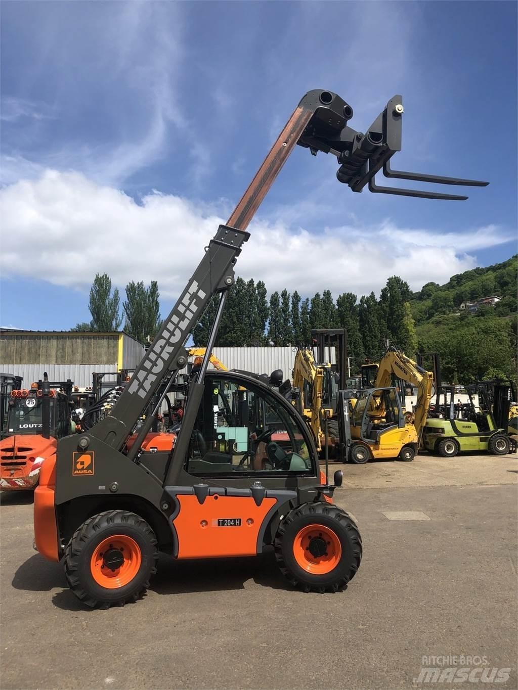 Ausa T204H Teleskoplader für Landwirtschaft