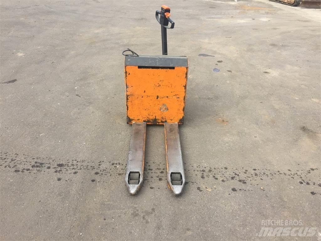 Still EGU20 Deichselstapler