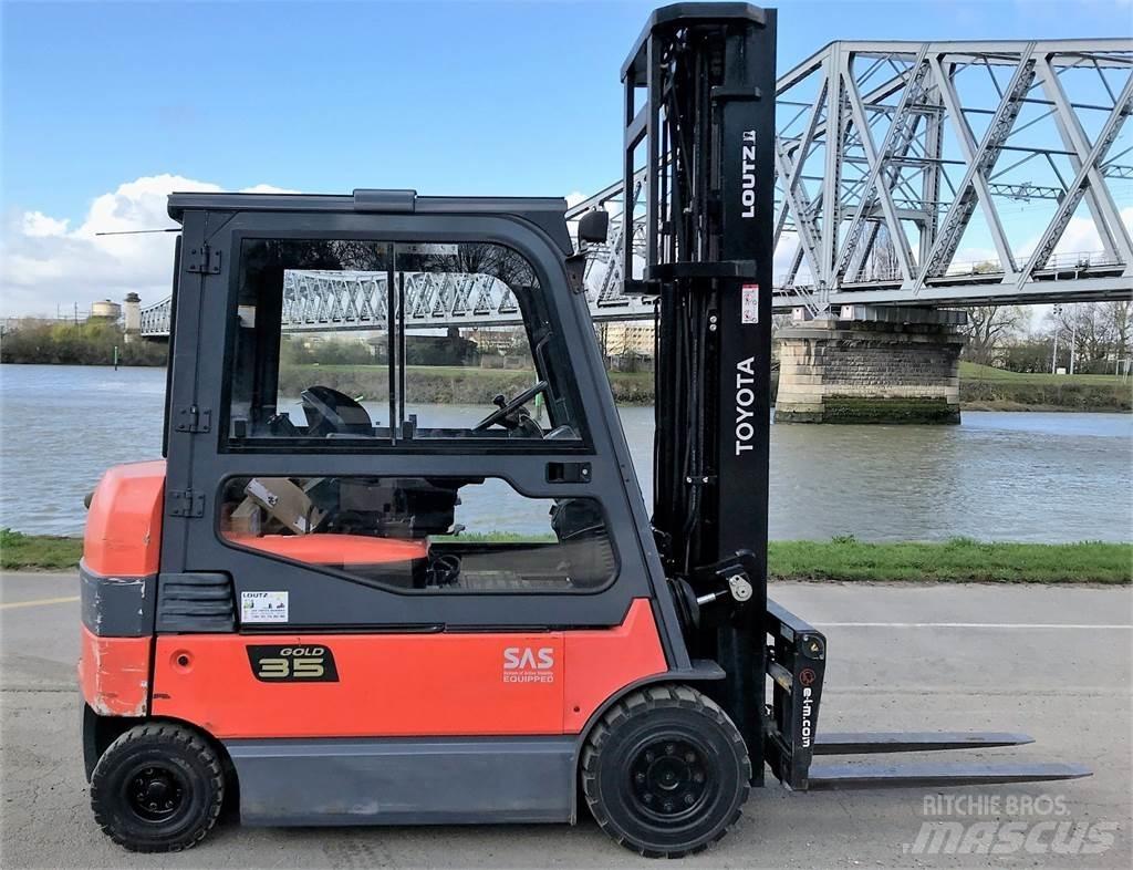 Toyota 7BMF35 Heftrucks overige