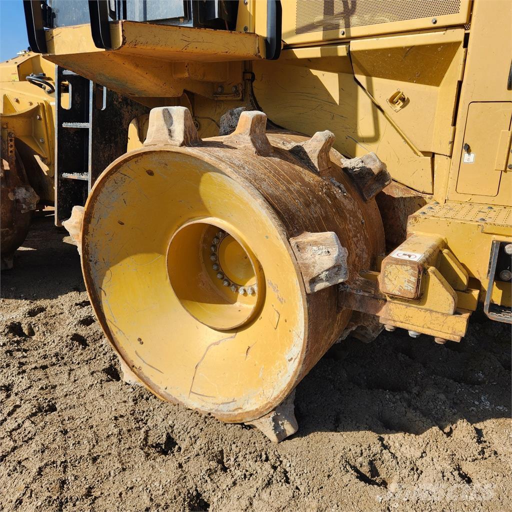 CAT 816K Erdbauwalzen