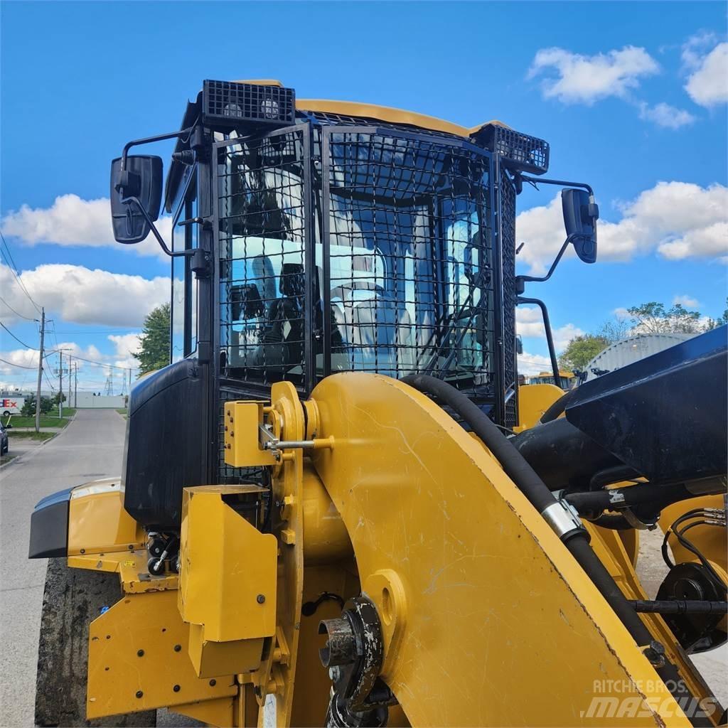 CAT 938M Radlader