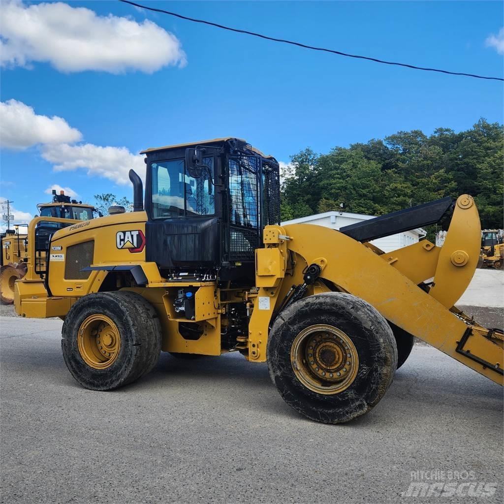 CAT 938M Radlader