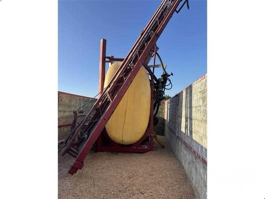 Hardi 1000 ltr., 12 m. Sonstige Landmaschinen