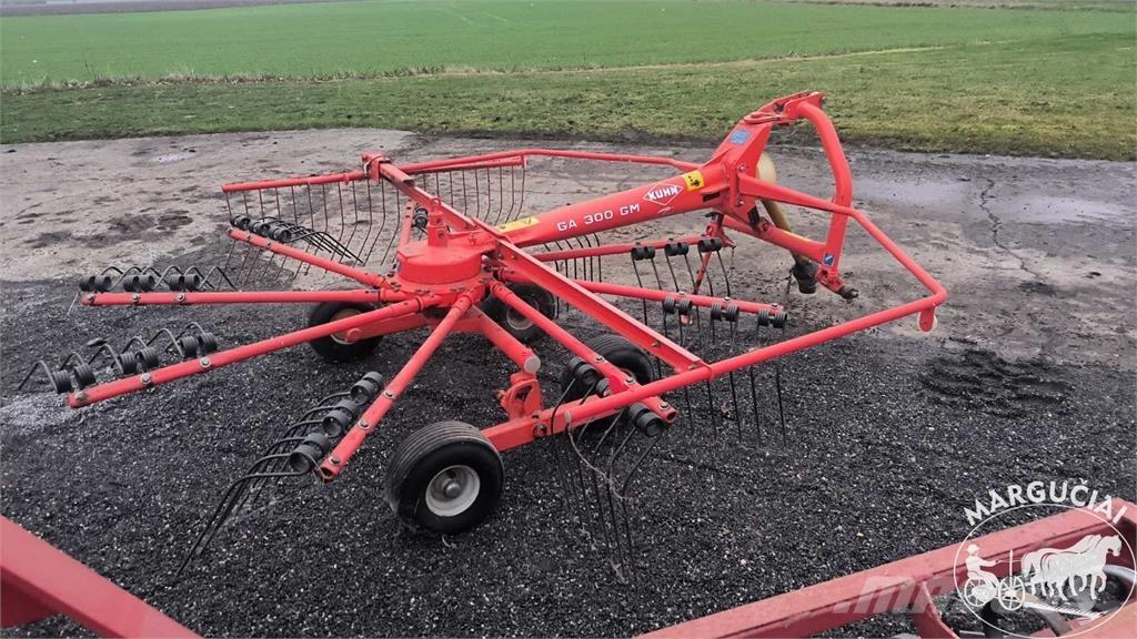 Kuhn GA 300 GM, 3,0 m Sonstige Landmaschinen