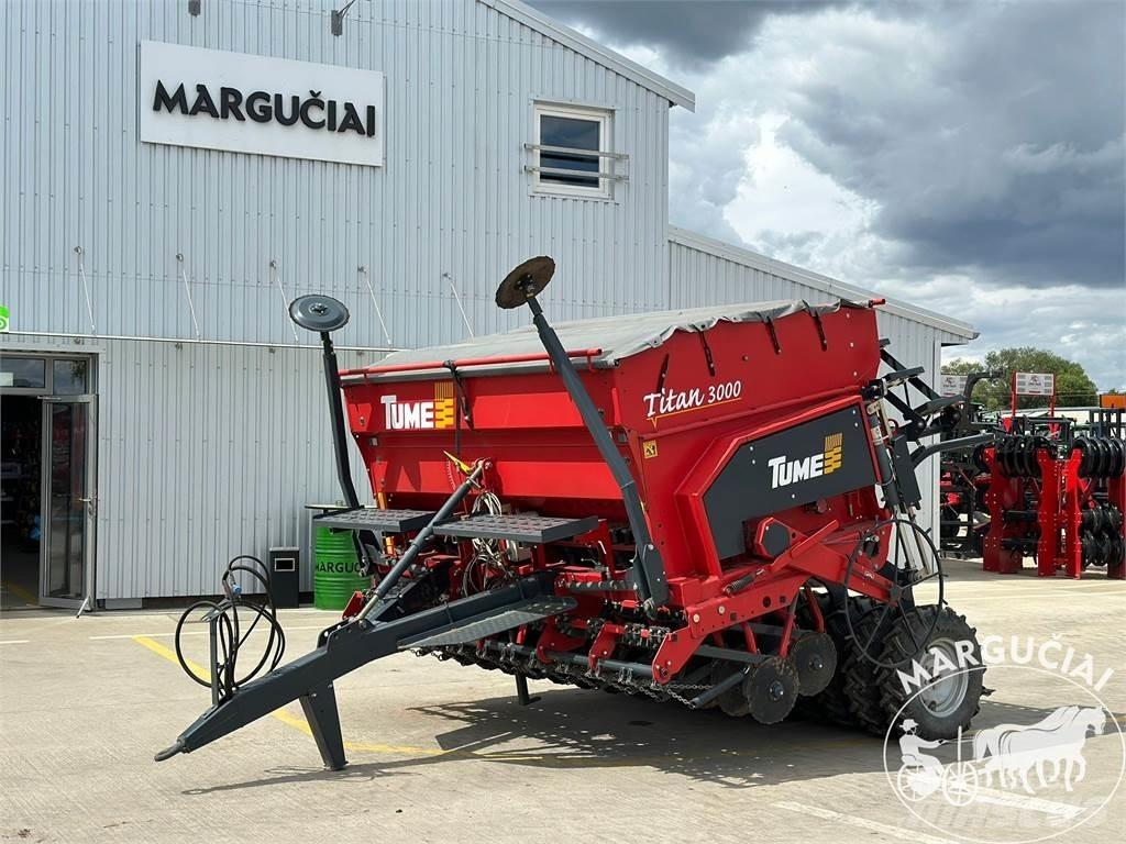 Tume Titan 3000, 3 m. Sonstige Landmaschinen