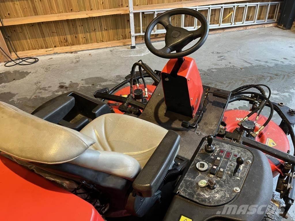 Jacobsen AR-3 Reitermäher