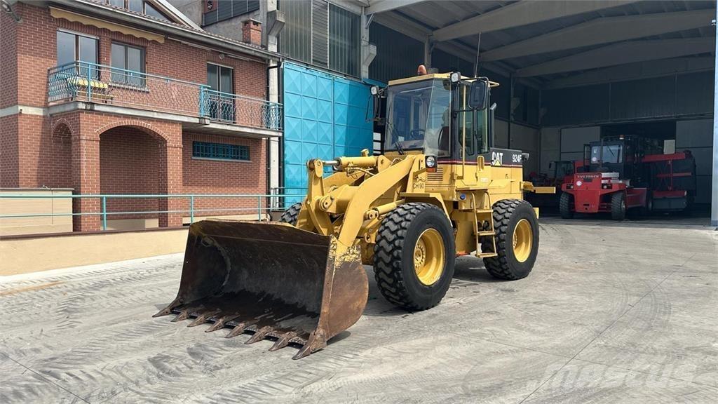 CAT 924F Radlader