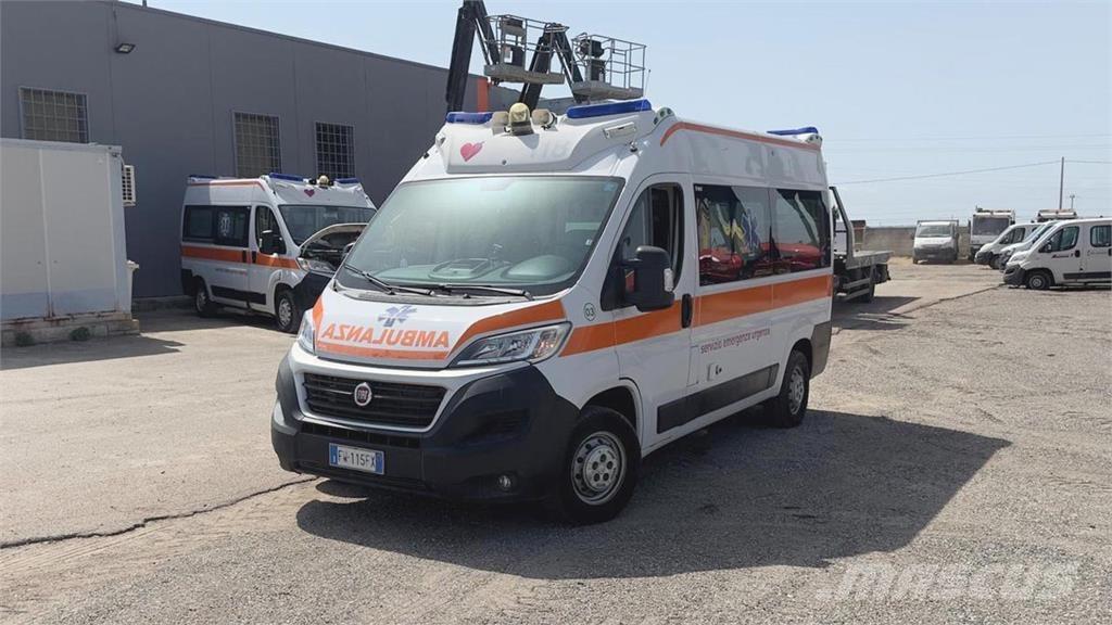 Fiat DUCATO AMBULANZA Andere Fahrzeuge
