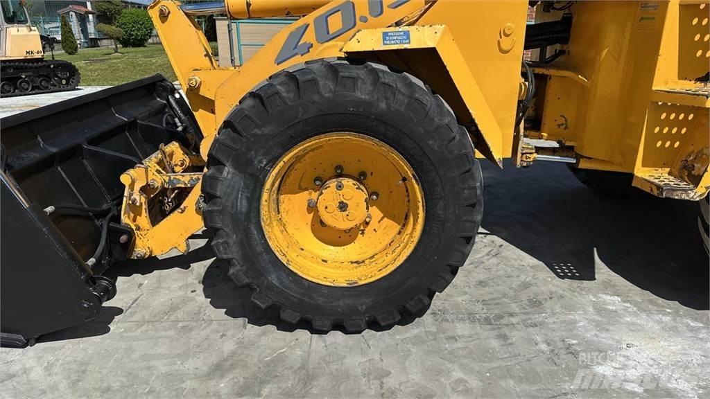 Foredil 40-13 4x4 Baggerlader