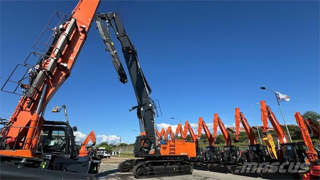 Hitachi KMC750S-7 Raupenbagger