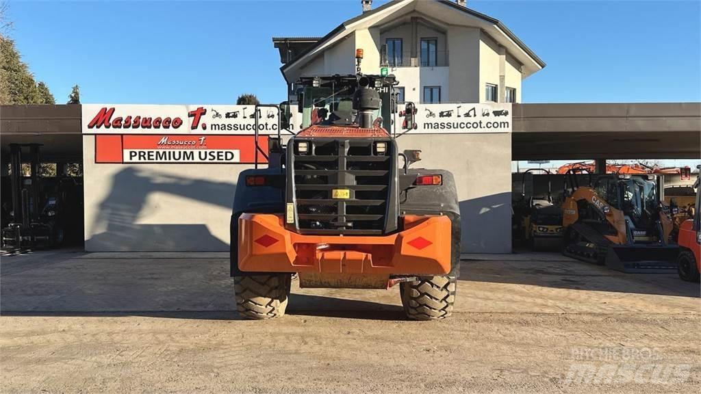 Hitachi ZW220-6 Radlader