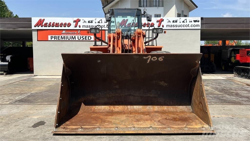 Hitachi ZW330 Radlader