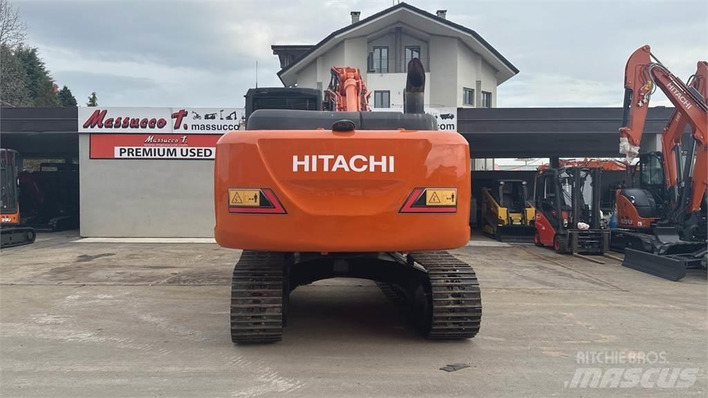 Hitachi ZX210LCN-5B Raupenbagger
