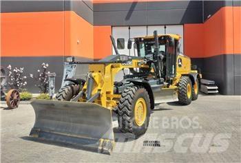 John Deere 622 GP 6X6 Bulldozer
