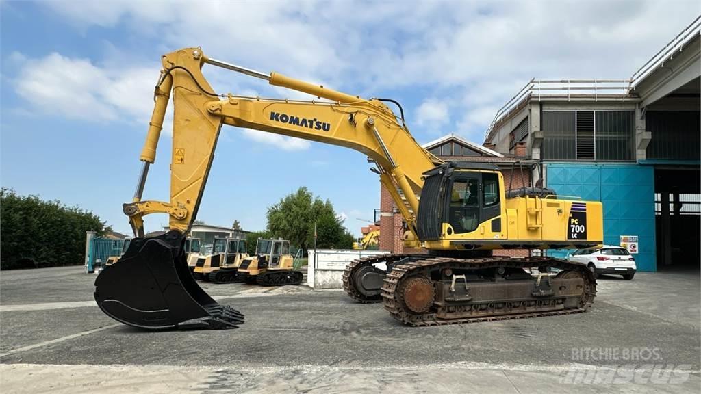 Komatsu PC700 LC-8E0 Raupenbagger