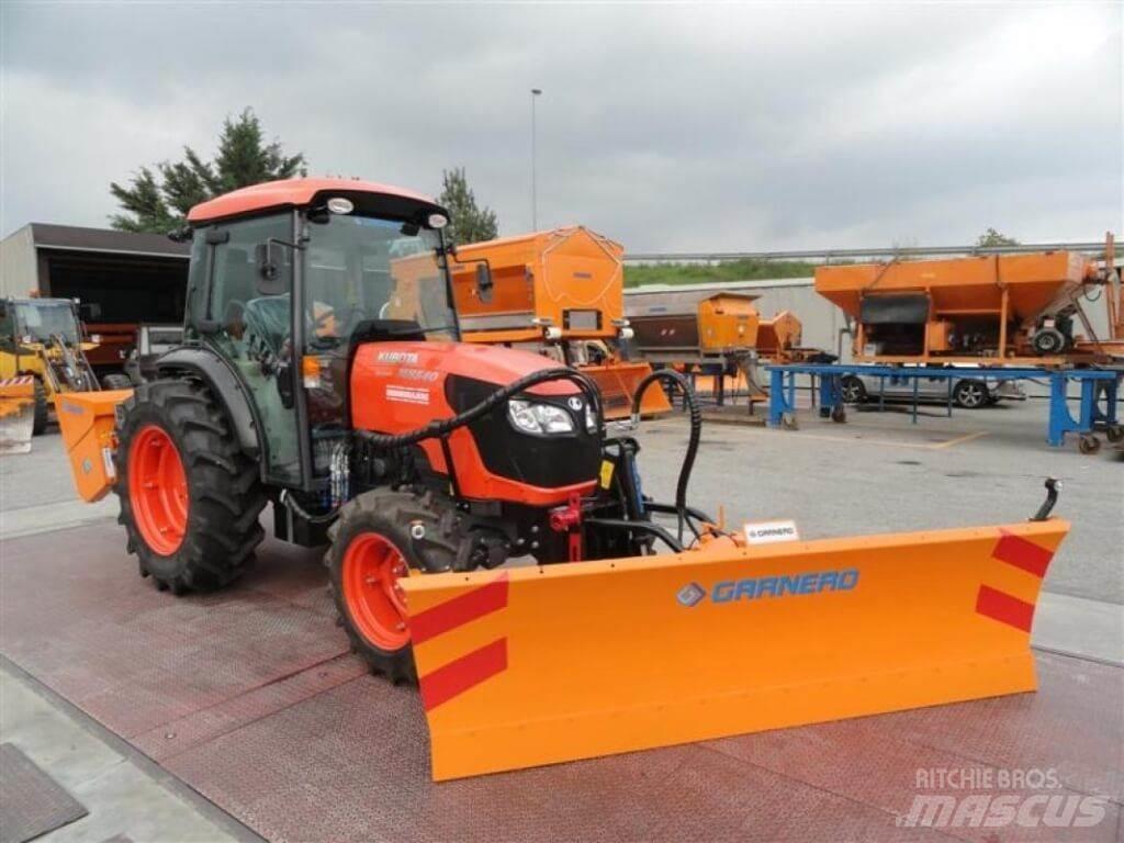 Kubota M 85.40 Narrow Schneeschilde und -pflüge