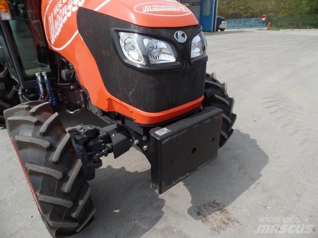 Kubota M8540N Schneeschilde und -pflüge