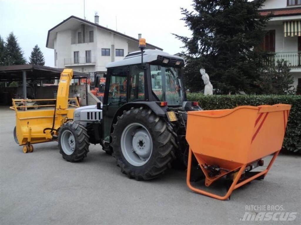 Lamborghini RF100 Schneeschilde und -pflüge