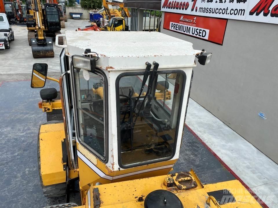 Liebherr L521 Radlader