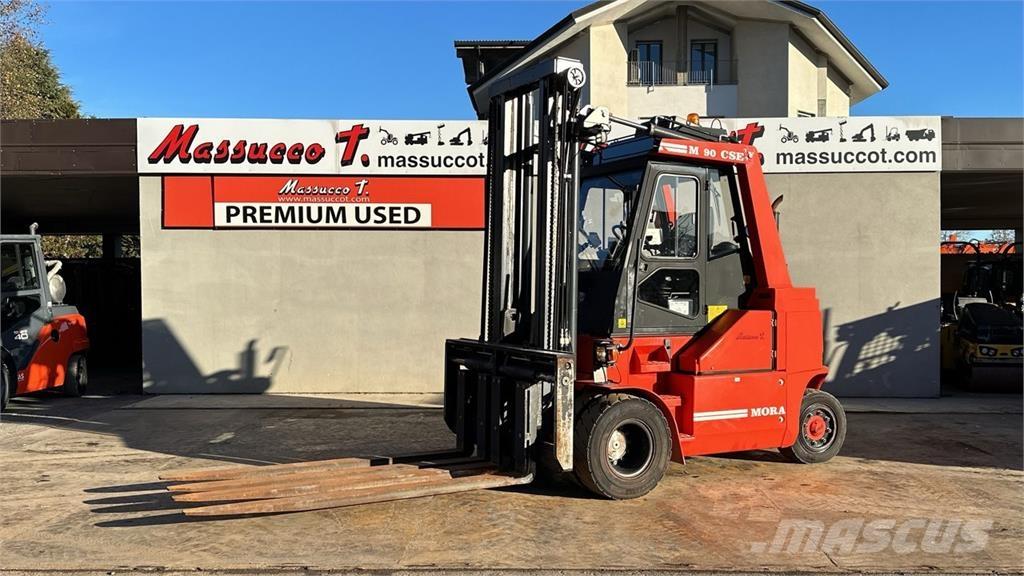 Mora M90 CSE Diesel heftrucks