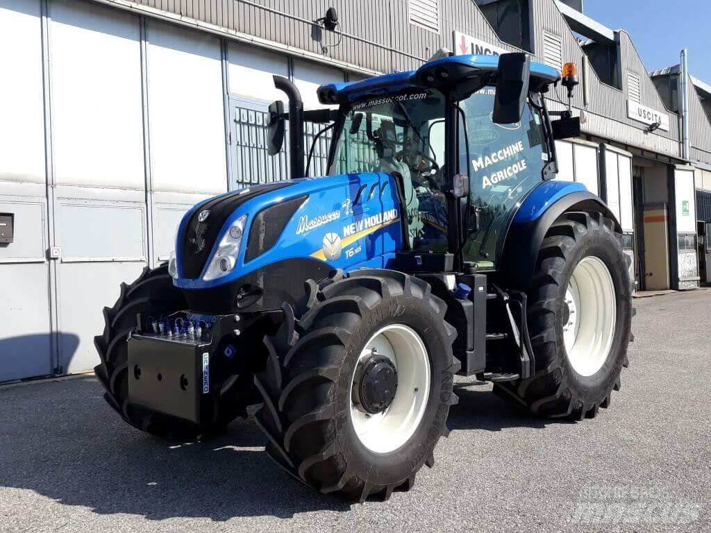 New Holland T6.165 Schneeschilde und -pflüge