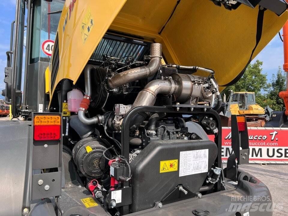 New Holland W110D Radlader