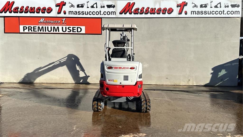 Takeuchi TB225 Minibagger < 7t