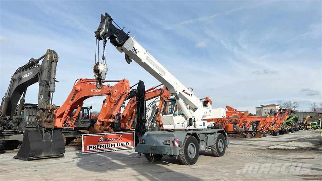 Terex A300 4x4 Kranen voor alle terreinen