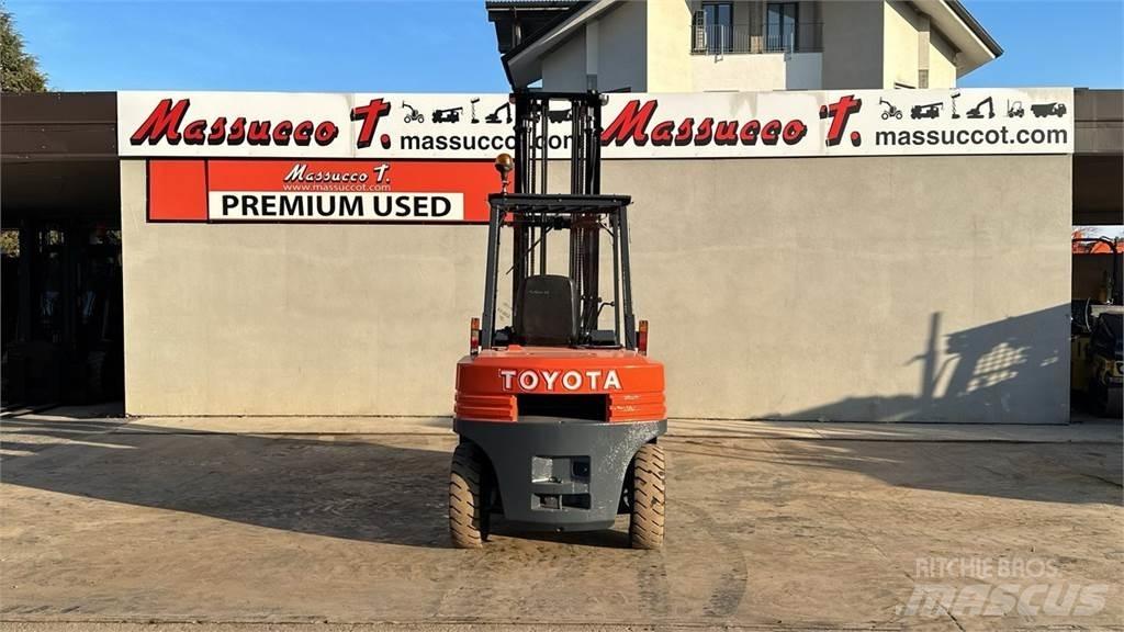 Toyota 02-5FD40 Diesel heftrucks