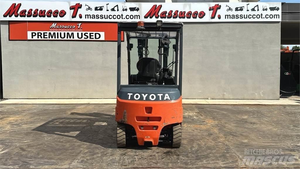 Toyota 8FBMT25 Elektrische heftrucks