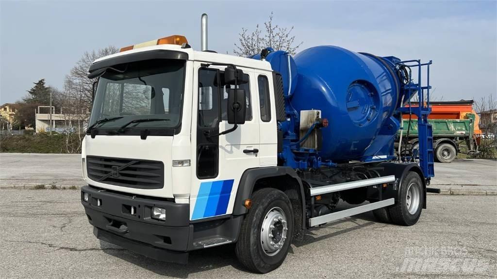 Volvo FL6 4X2 Betonmischer