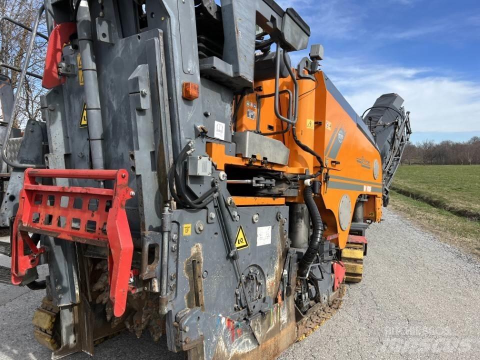 Wirtgen W100F Asphaltfräsen
