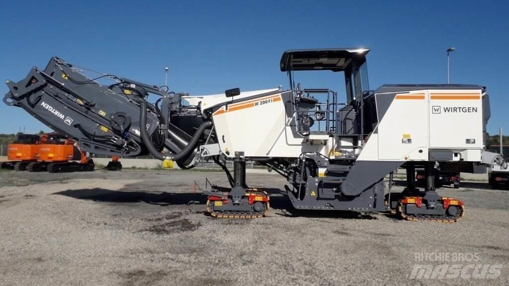Wirtgen W200Fi Asphaltfräsen