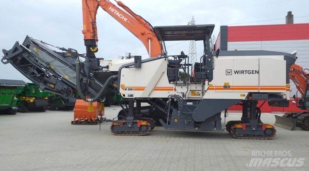 Wirtgen W200i Asphaltfräsen