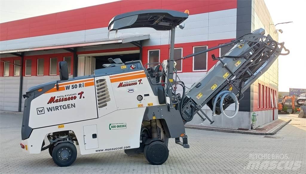 Wirtgen W50Ri Asphaltfräsen