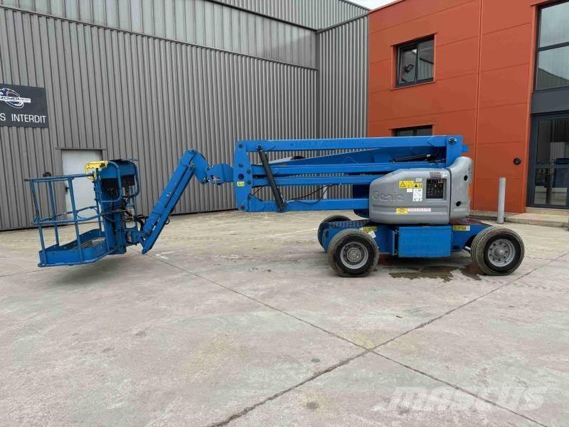 Genie Z45/25 Gelenkteleskoparbeitsbühnen