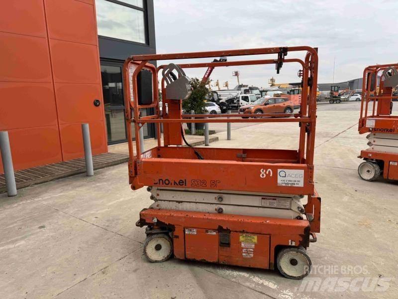 Snorkel S3215E Gelenkteleskoparbeitsbühnen