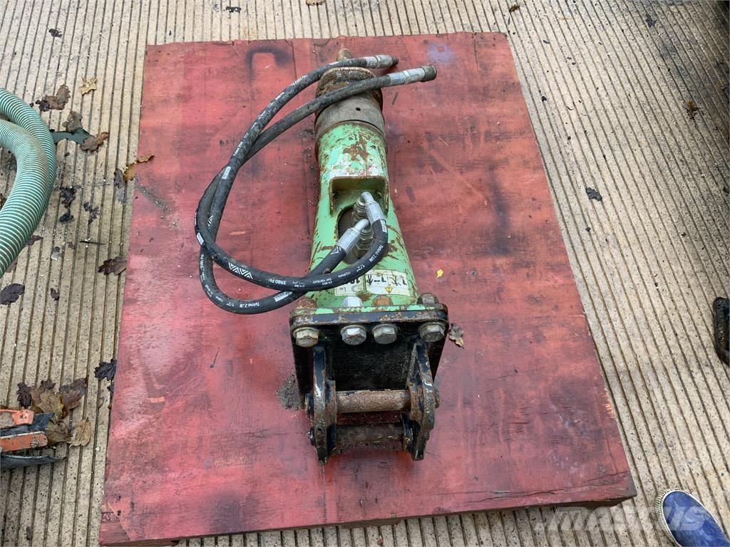 Montabert Breaker Sonstige Landmaschinen