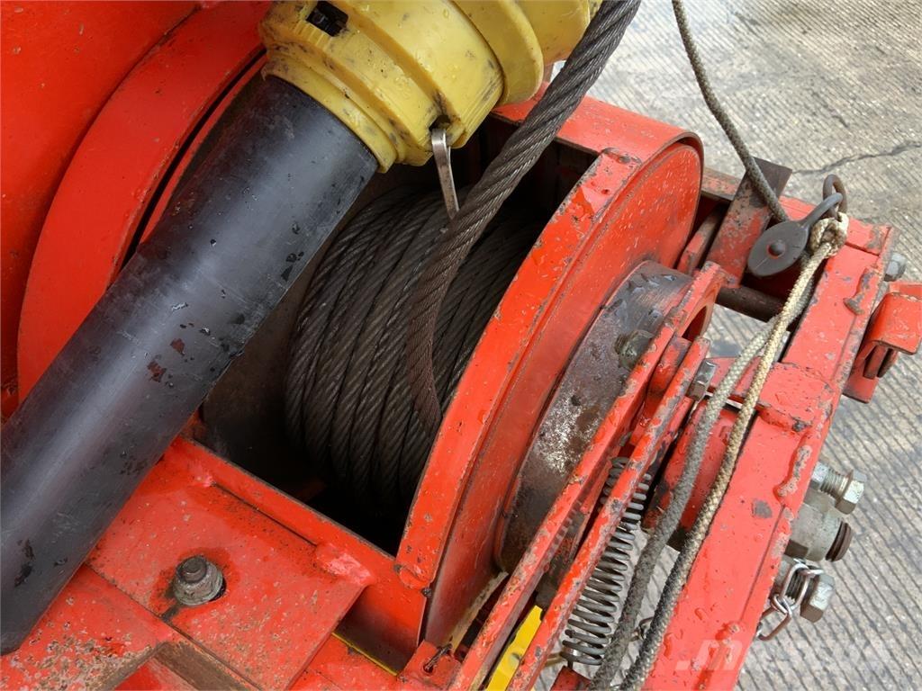  PTO Forestry Winch Sonstige Landmaschinen