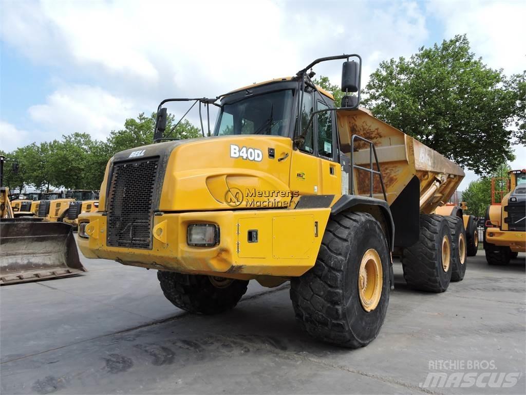 Bell B40D Dumper - Knickgelenk