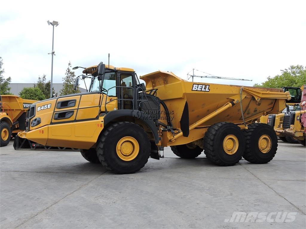 Bell B45E Dumper - Knickgelenk