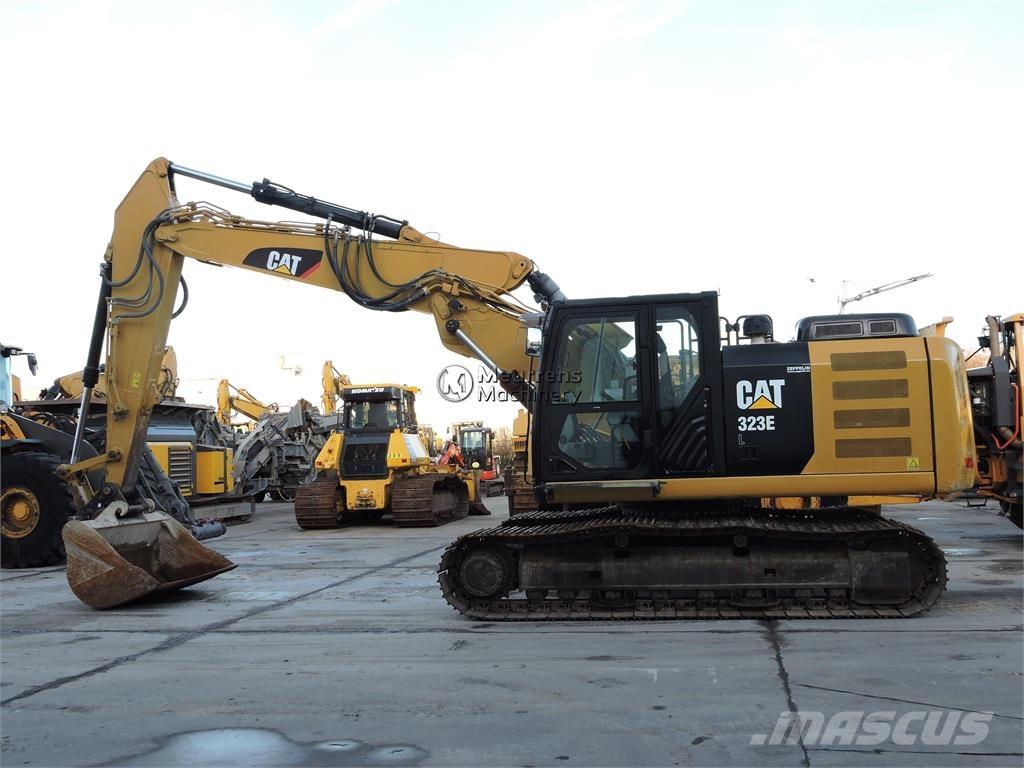 CAT 323E Raupenbagger