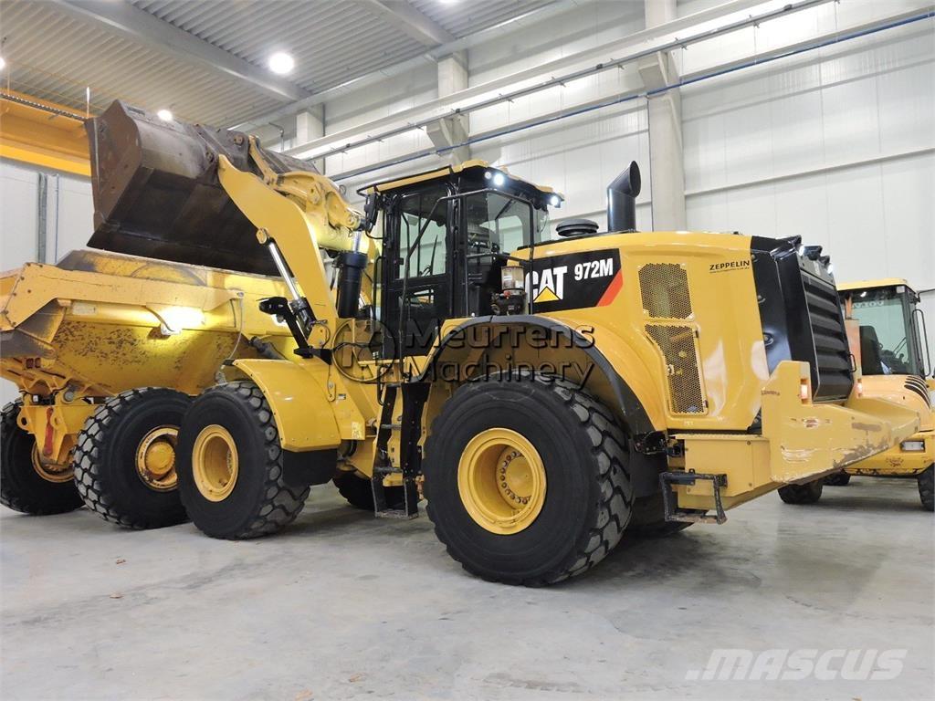CAT 972M Radlader