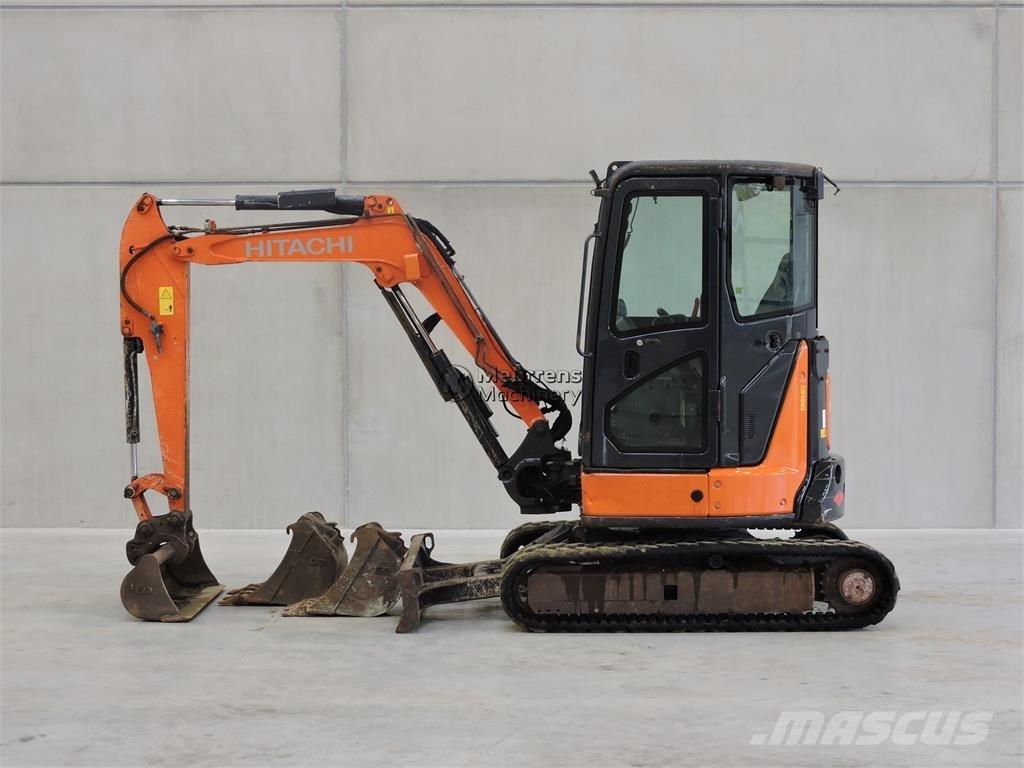 Hitachi ZX33U-5A Sonstige Baumaschinen
