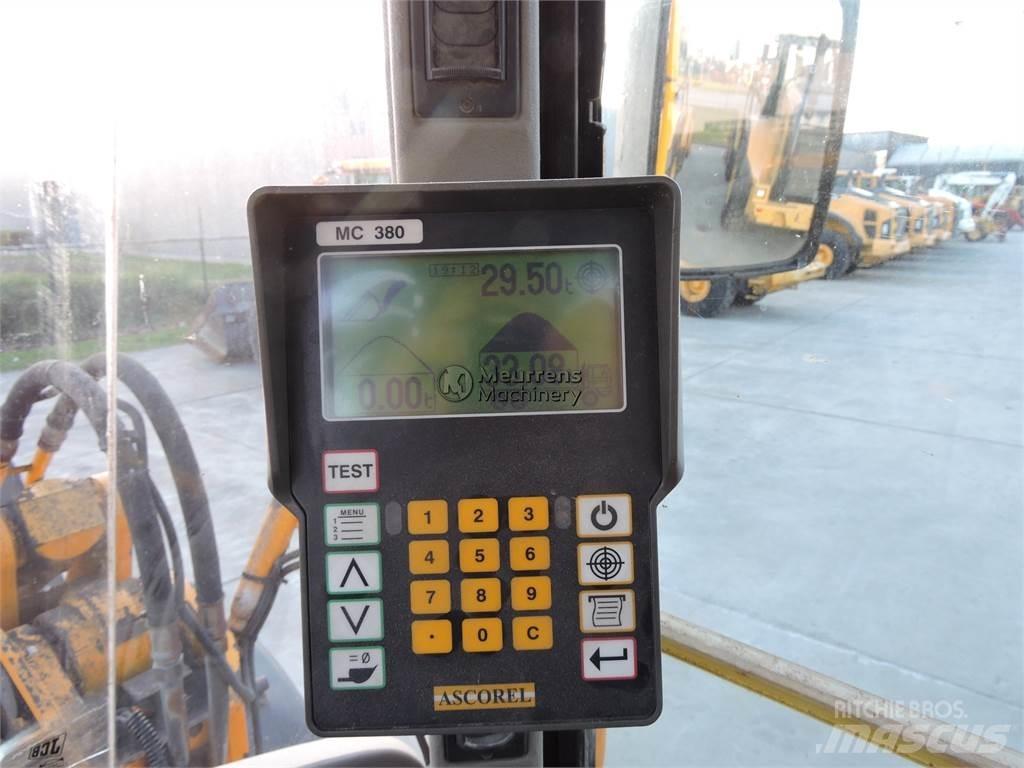 JCB 436B Radlader