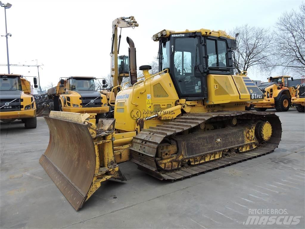 Komatsu D61PXi-23 Planierraupen